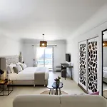 Maria House In Santorini Pool And Jacuzzi Тира