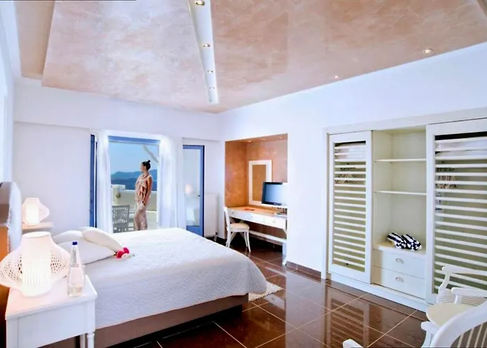 Maria House In Santorini Pool And Jacuzzi Fira (Santorini)